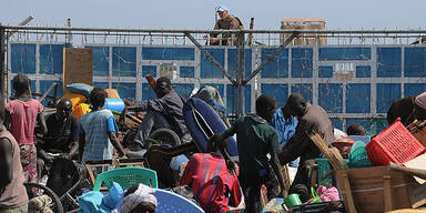 Schiffs-Drama: Mehr als 200 Tote