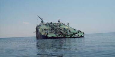 suez_schiff