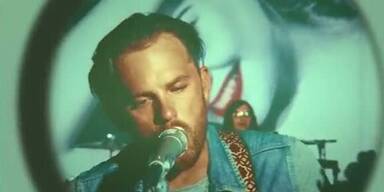 Kings of Leon: "Super Soaker"