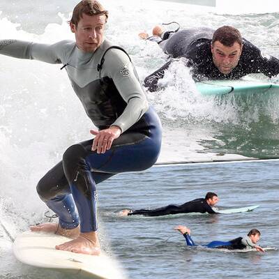 Liev Schreiber & der Mentalist beim Surfen