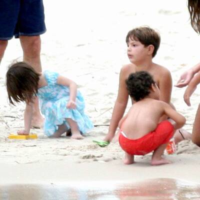 Süße Suri: Neue Freunde am Strand