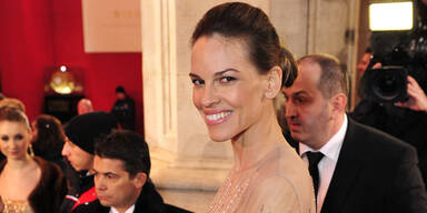 Hilary Swank am Opernball