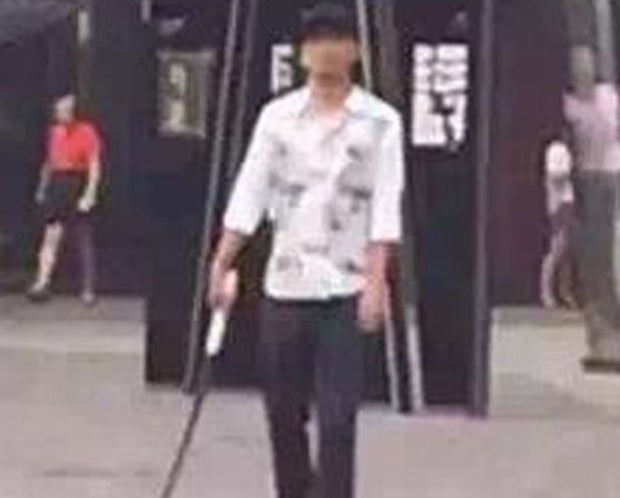 Frau mit Samurai-Schwert getötet