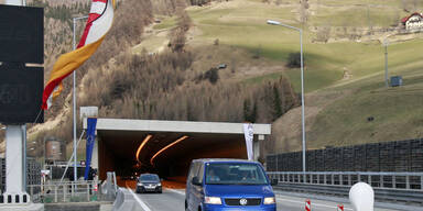 Iraker war zu Fu&szlig; im Katschbergtunnel unterwegs