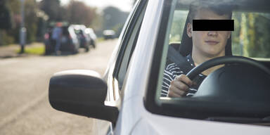 Salzburger Polizei stoppte 14-j&auml;hrigen Autolenker