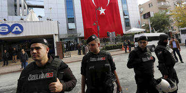 Erdogan l&auml;sst live TV-Sender st&uuml;rmen