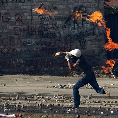 Straßenschlacht in Istanbul