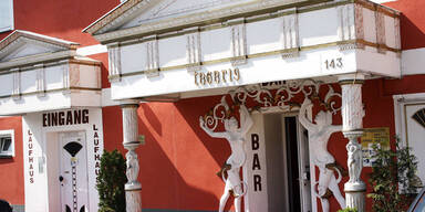 Kind (15) &rsaquo;legal&lsaquo; in diesem Bordell