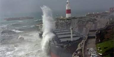 Surfer-Paradies Tarifa von Ölpest bedroht