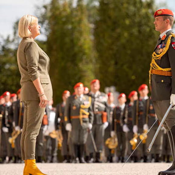 Wehrpflicht: ÖVP erhöht Druck auf Koalitionspartner