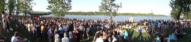 Großparty in Wien nach Facebook-Aufruf