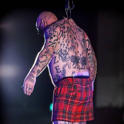 Wilde Gestalten bei Tatoo-Messe