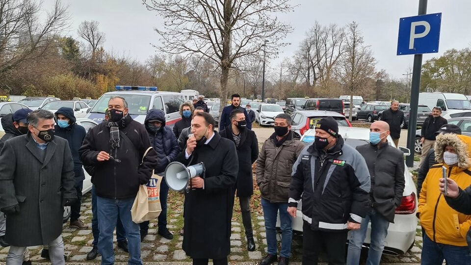Taxi-Demo gegen Gelegenheitsverkehrsgesetz