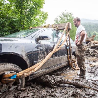 Aufräumen nach dem Hochwasser