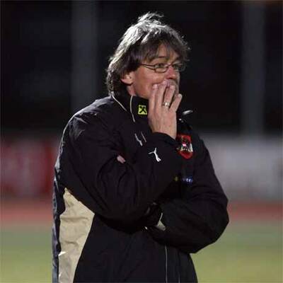 Österreichs erstes Spiel unter Didi Constantini