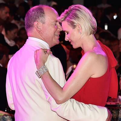 Charlène & Albert: Liebes-Show am Rotkreuzball