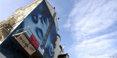 Helnwein zeigt in Wien sein Fresko für die Umwelt