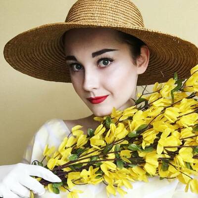 Dieser Teen sieht aus wie Audrey Hepburn!