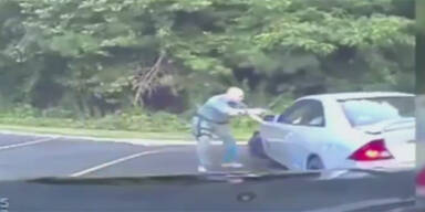 Polizist erschie&szlig;t Teenie beim ersten Date