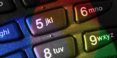 Frau bedrohte Opfer mit 11.000 Anrufen in 6 Monaten