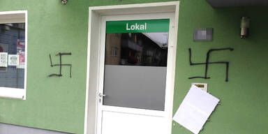 Nazischmierereien auf Tiroler Minarett