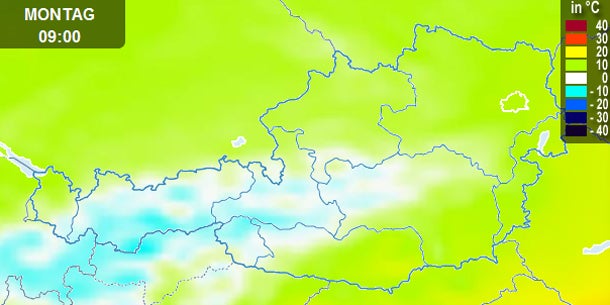 Schnee-Chaos stoppt Züge