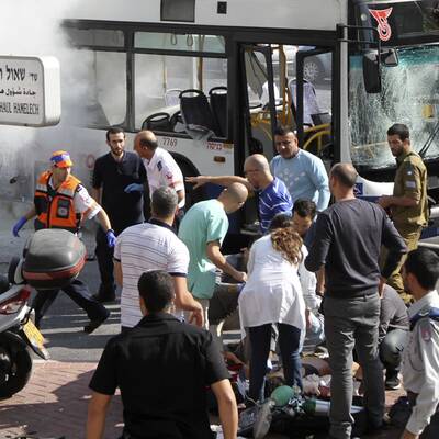Bus-Explosion: Terror in Tel Aviv