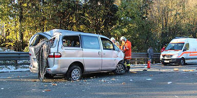 Westautobahn nach Crash gesperrt 