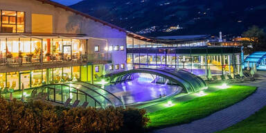 &Ouml;ffentlicher Aufruf: Corona-Infizierter besuchte Therme