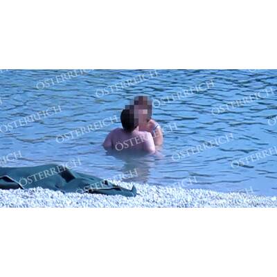 ...dann erst ließen die beiden voneinander ab.