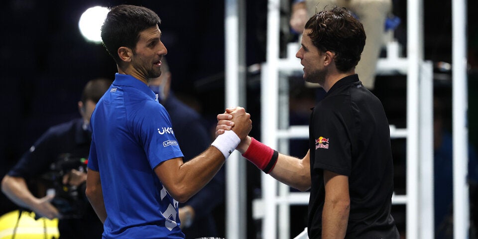 Thiem bezwingt Djokovic und steht im London-Finale!