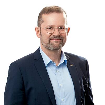 Laura Ecker-Sperlich 