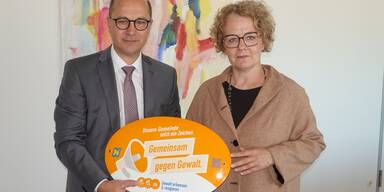 Gemeindebund Pr&auml;sident B&uuml;rgermeister Johannes Pressl und Frauen-Landesr&auml;tin Christiane Teschl-Hofmeister.