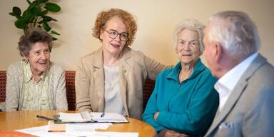 "Daheim vor station&auml;r": Pilotprojekt "Seniorenwohnen&ldquo; wird ausgebaut
