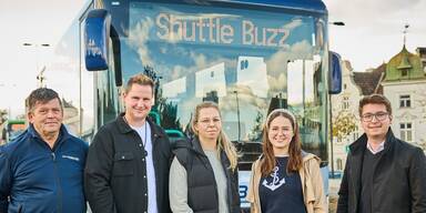 "Shuttle Buzz" bringt Jugend sicher von Halloweenparties heim