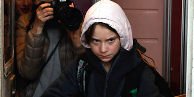 Greta Thunberg: Klimakrise muss endlich als Notfall behandelt werden