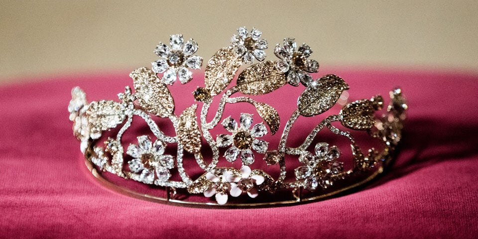 Opernball 2018 Tiara Dolce & Gabbana