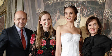 Opernball 2018 Tiara Dolce & Gabbana