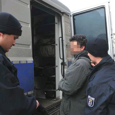 Wiener attackiert Tierschützer mit Säure