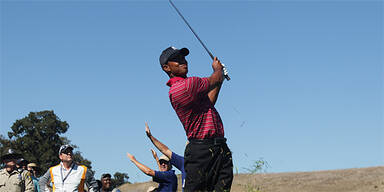 Tiger Woods mit Hotdog attackiert
