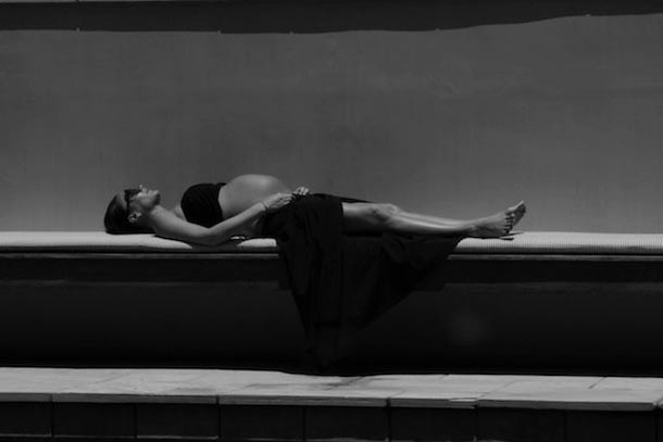 David Beckham zeigt schwangere Victoria auf Facebook