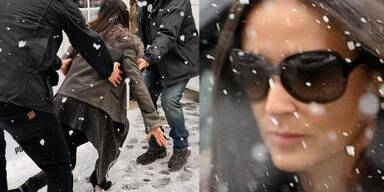 Hoppala! Demi Moore, die Stilettos und der Schnee