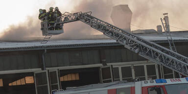 Brandeinsatz bei 10 Grad minus in Asten