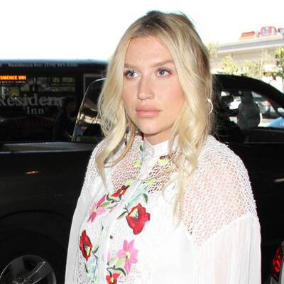 Kesha: Frisch vom Beauty-Doc