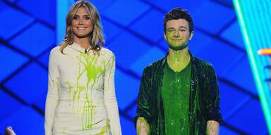 Schleim-Attacke auf Heidi Klum