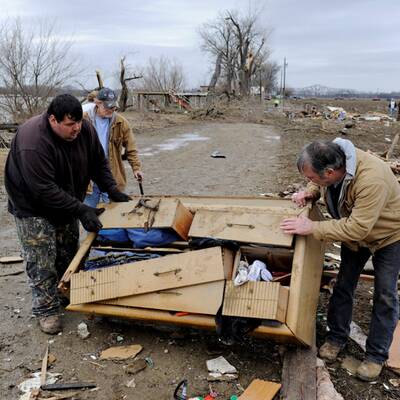 Tornados wüten im Mittleren Westen der USA