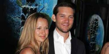 tobey maguire jennifer meyer
