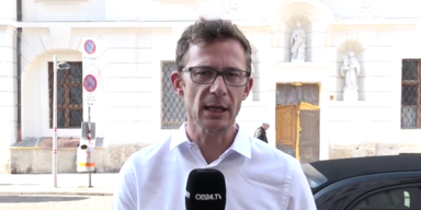 oe24.TV-Reporter Thomas Herzog