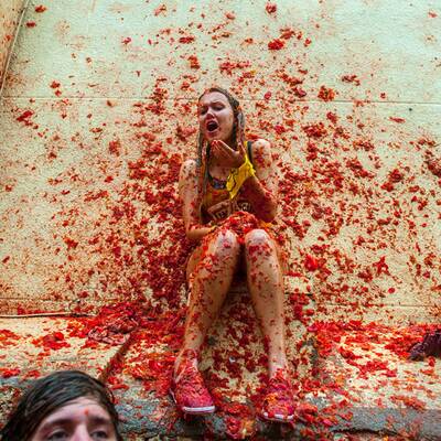 Unwetter bei größter Tomatenschlacht der Welt