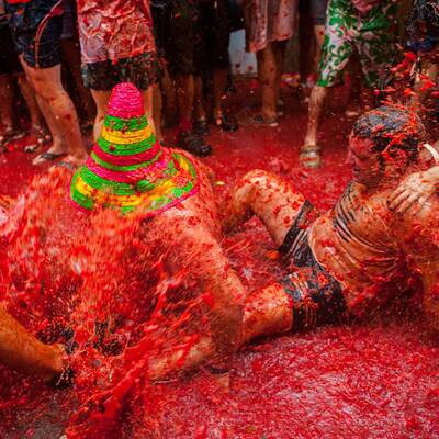 Unwetter bei größter Tomatenschlacht der Welt